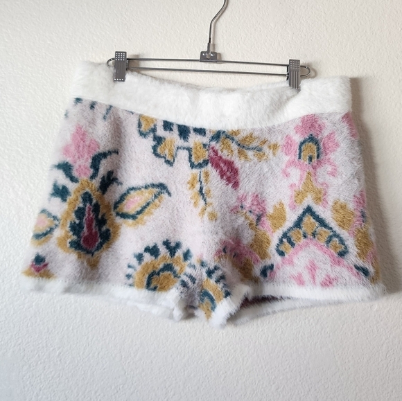 Anthropologie Daily Practice Cream Cozy Shorts M - Picture 3 of 7
